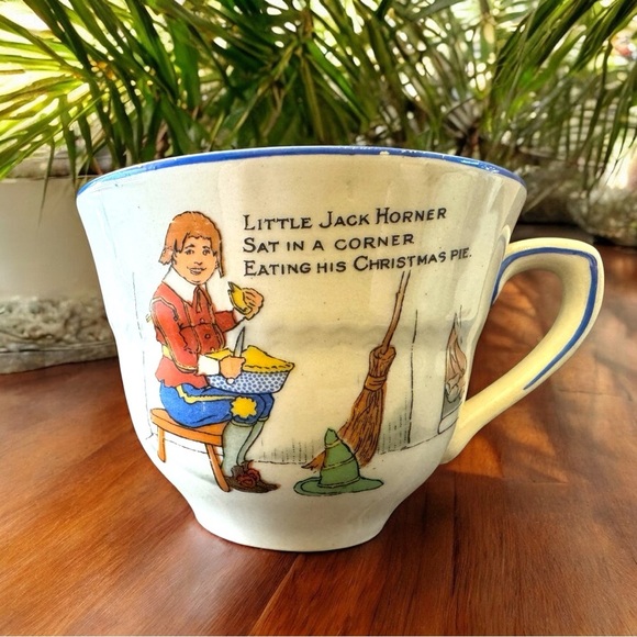 VINTAGE H&K Tunstall Little Jack Horner and Picnic Scene Tea Cup Made in England - Picture 3 of 12